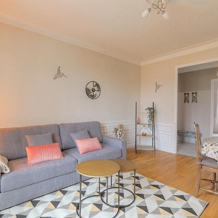 Apartamento Le Parilly - Ma Cabotte Vénissieux Exterior foto